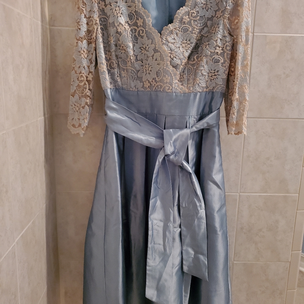 Jessica Howard Dress